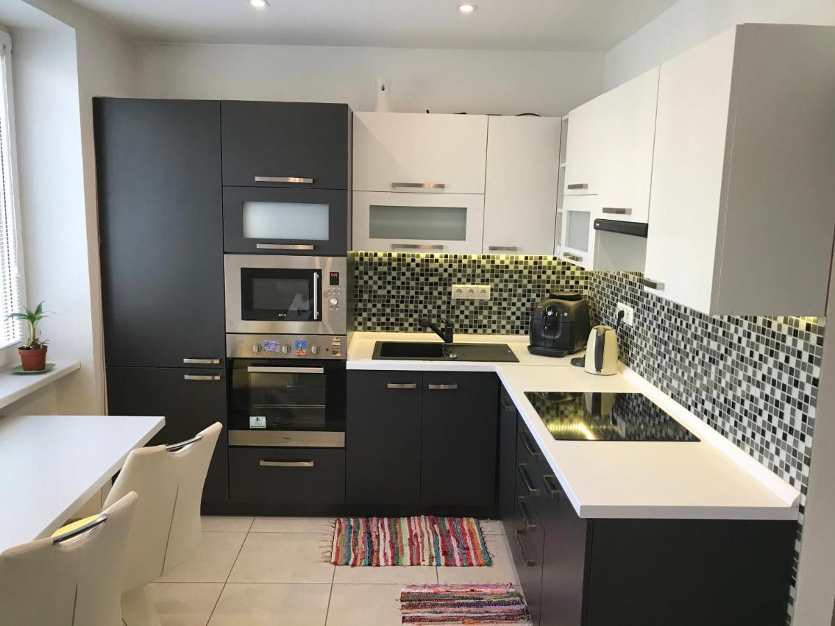 Apartmán v úplnom centre Vranov nad Toplou Esterno foto