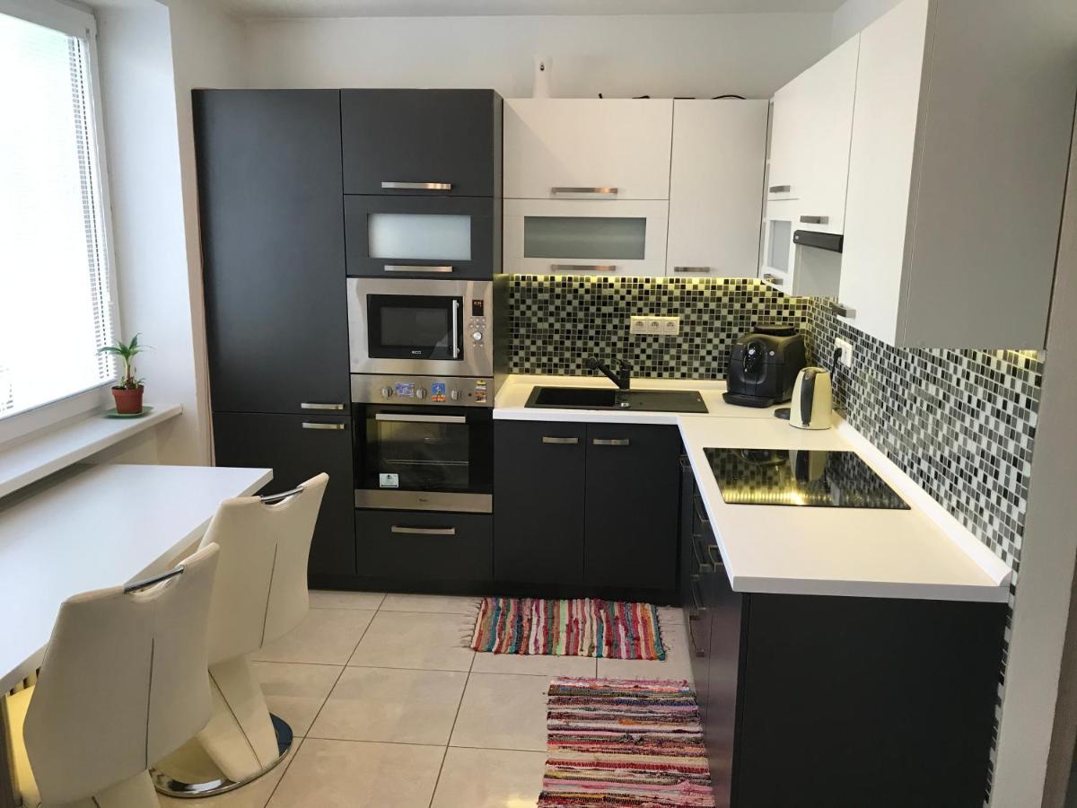 Apartmán v úplnom centre Vranov nad Toplou Esterno foto